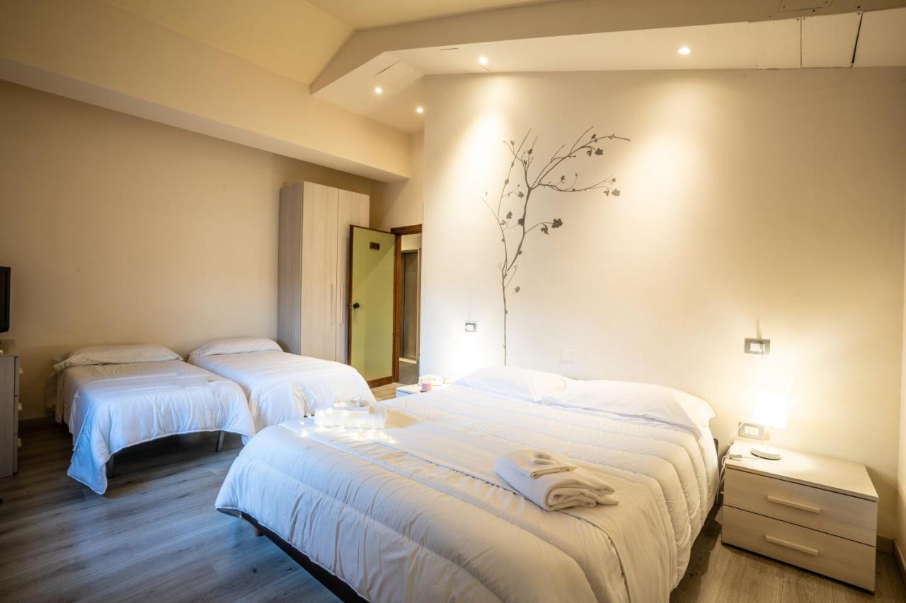 Le Grazie Hotel Assisi Bagian luar foto