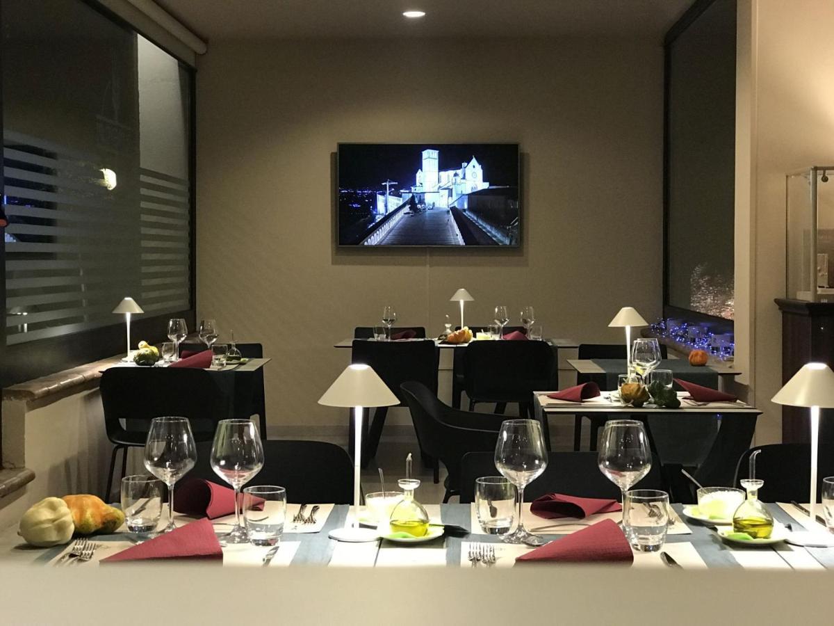 Le Grazie Hotel Assisi Bagian luar foto