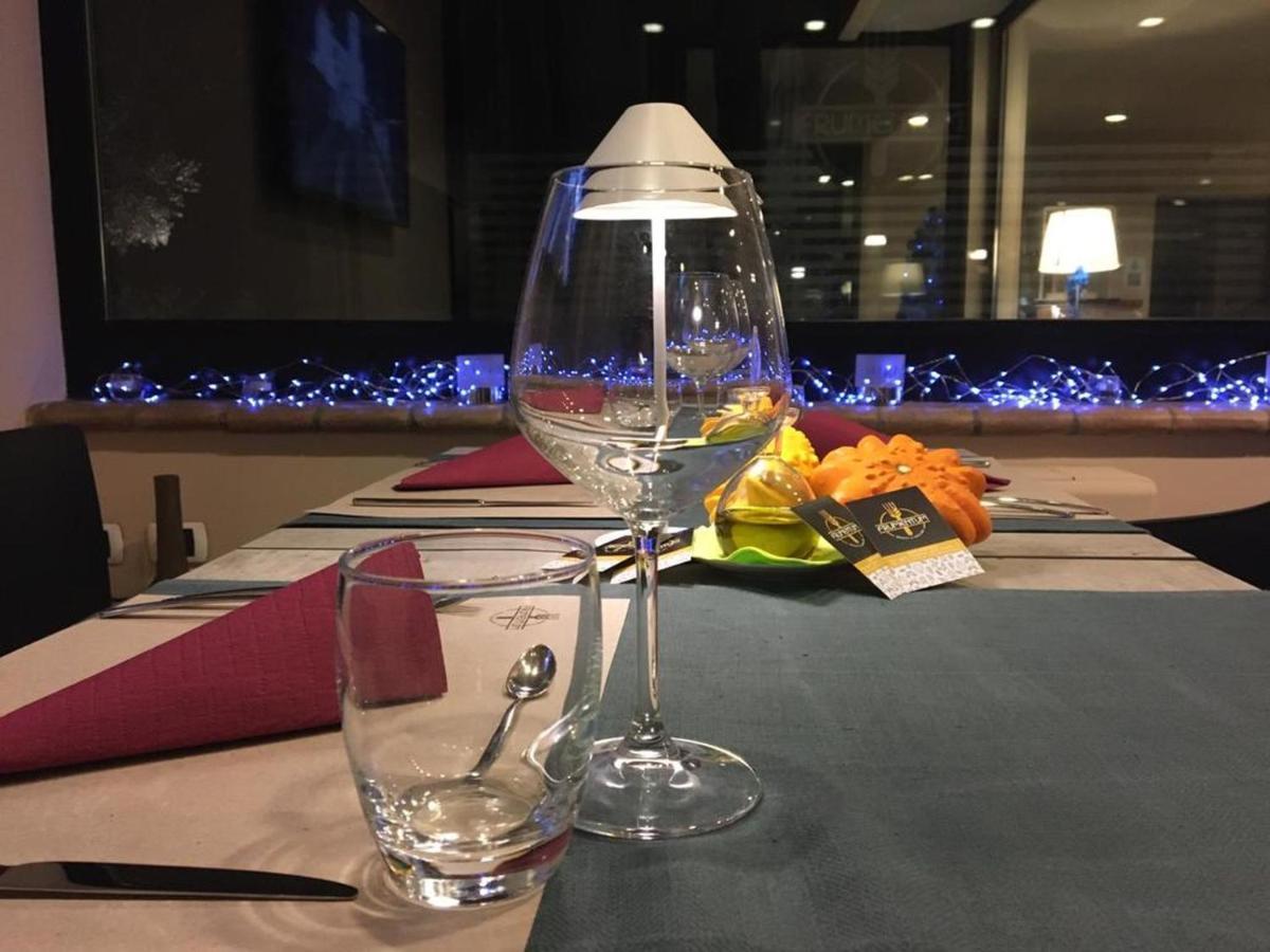 Le Grazie Hotel Assisi Bagian luar foto