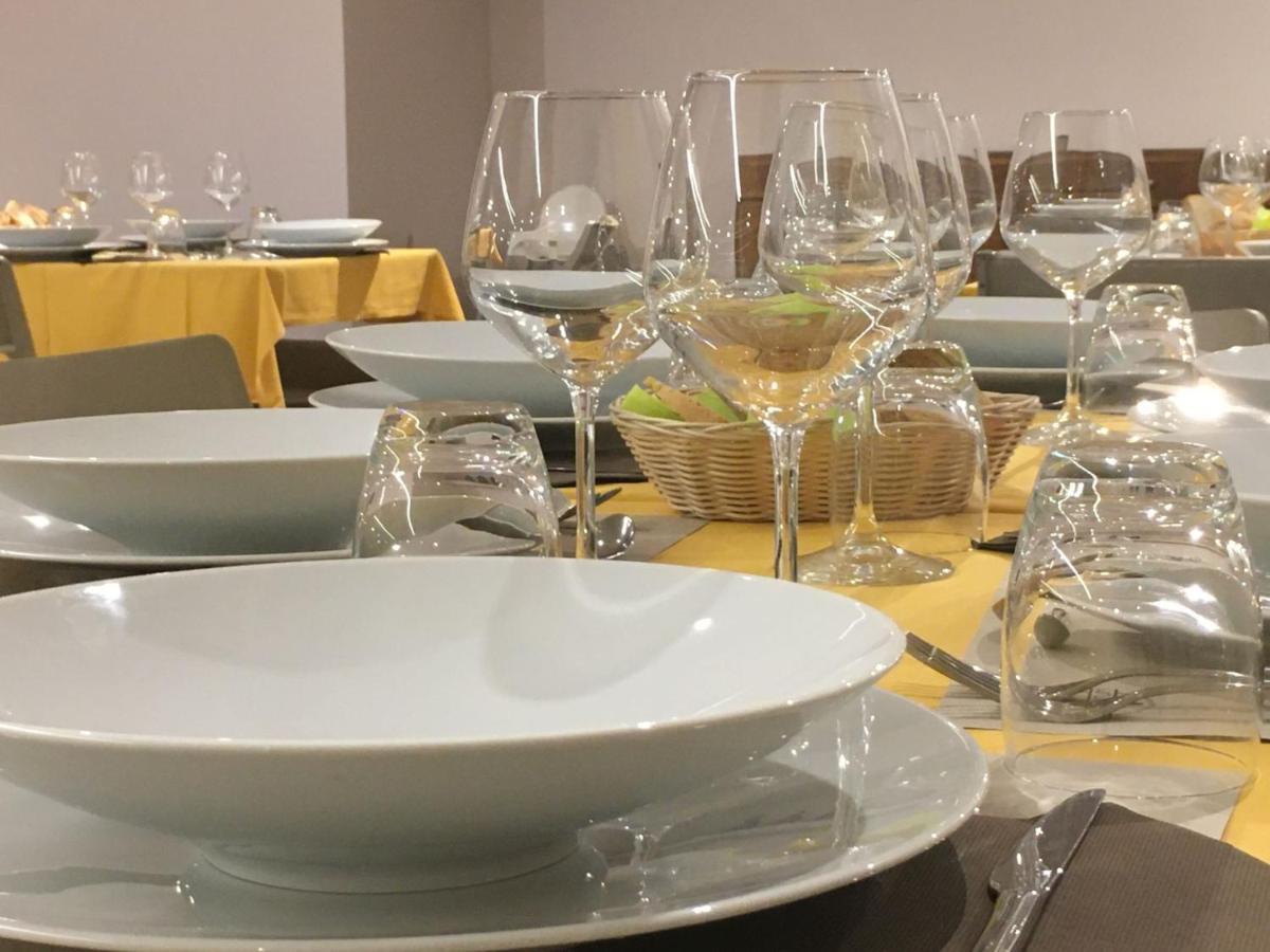 Le Grazie Hotel Assisi Bagian luar foto